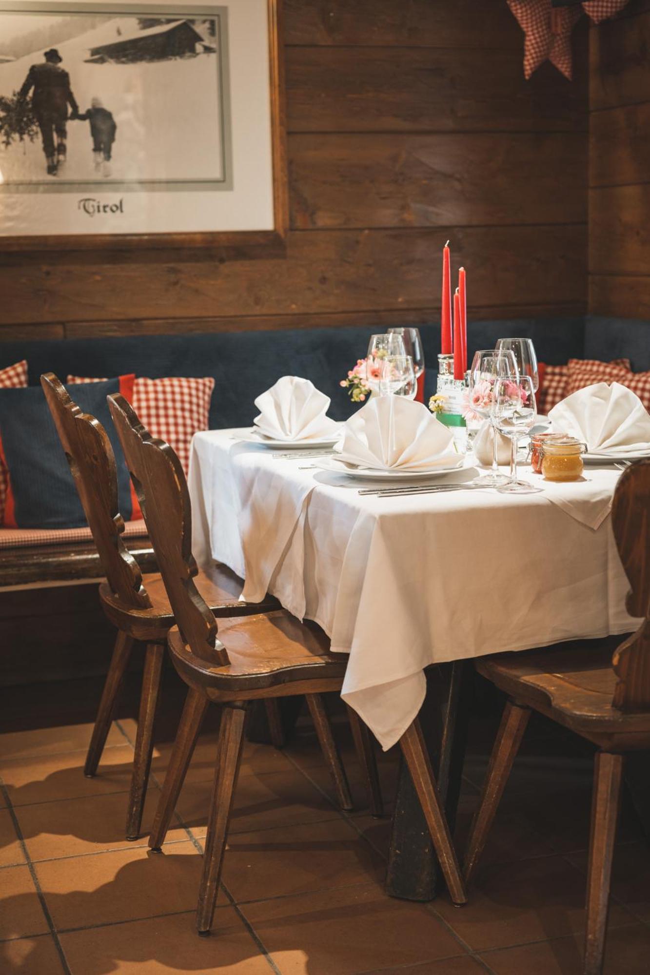 S P O R T A L M - Seefeld Seefeld in Tirol Exterior photo
